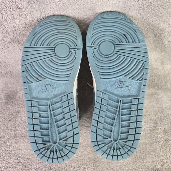 Womens Nike Air Jordan 1 Mid University Blue & White High-Top Sneakers Size 6.5 - Picture 3 of 11